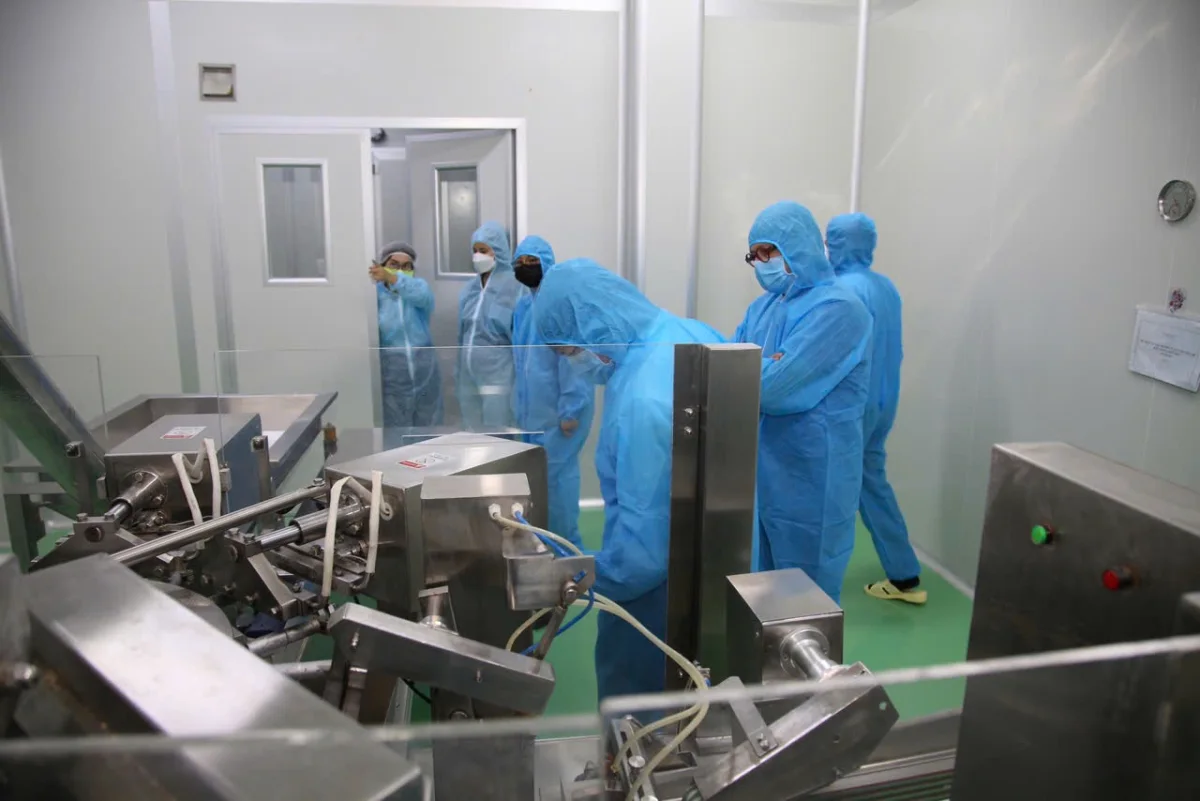 Cleanroom production area certified to GMP-WHO standard