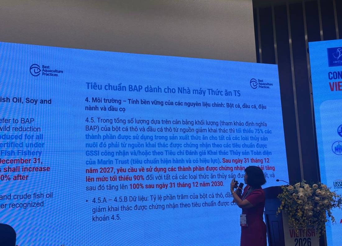Slide of the sustainable fishmeal and fish oil roadmap